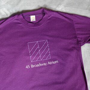 Vintage 45 Broadway Atrium New York T Shirt Mens L Slim Fit Purple 80s